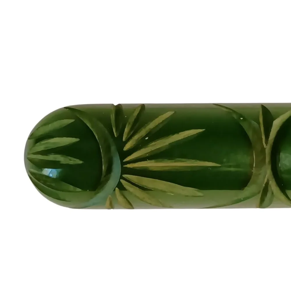 Bakelite Brooch Carved Dark Green Bar Pin Art Deco Tropical Leaf Fan Design 3.25